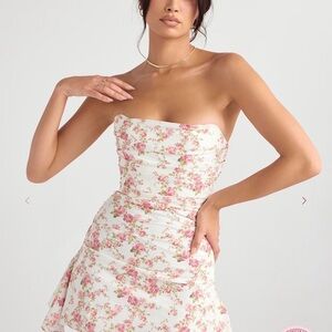 house of cb Jasmine：Strapless Pink Floral Print Midi Dress - Women